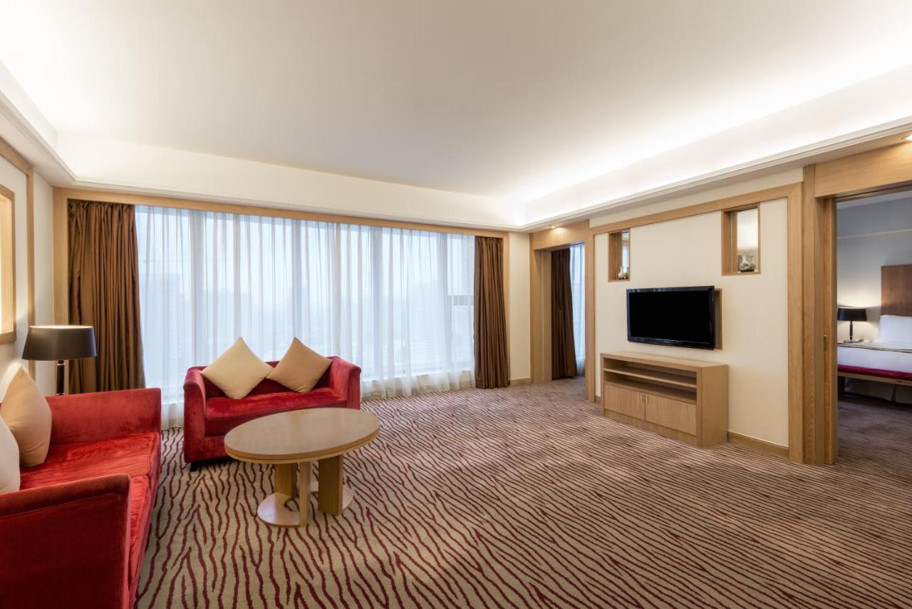 Crowne Plaza Zhanjiang Kang Yi, An Ihg Hotel Екстериор снимка